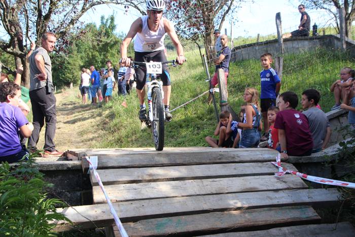 Ibarra Mendi Duatloia 2016 75 1473534088127