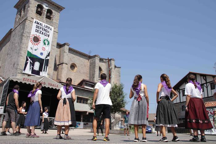 Zizurkilgo Andra Mariak. Oil 54 1660313819385