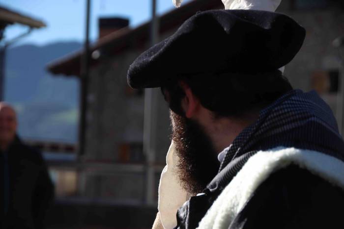 Gabon eguna Asteasun eta Adu 71 1577194452542