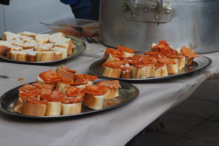 Sagardoz lagunduta jarraitu  28 1504375740744