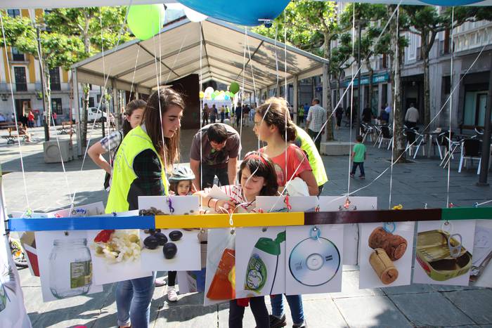 Birziklatu tentuz eta zentzuz, Tolosan 6 1464459186735