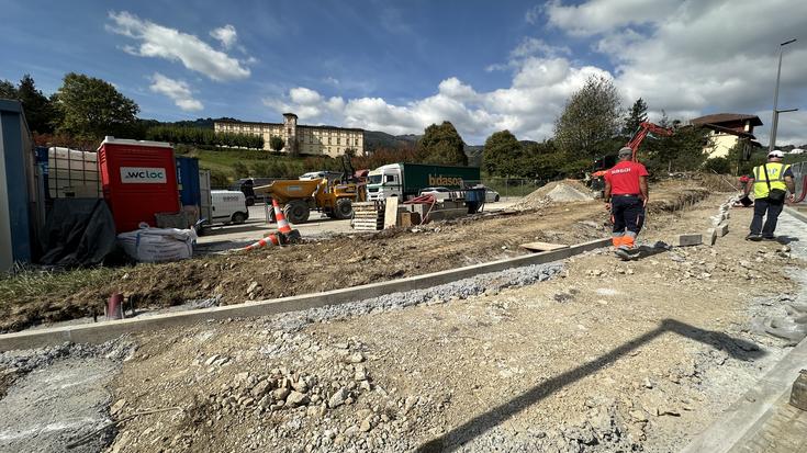 Ospitale berria eraikitzeko beste urrats bat eman du udalbatzak