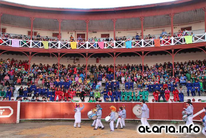 ostegun gizena 2016 zezen plaza 19 1454608264007