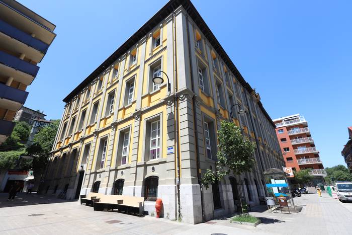 Eguberrietan bi ikasgela gehiago erabilgarri