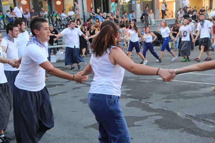 Anoeta jaiak gazte kalejira  39 1497723260663