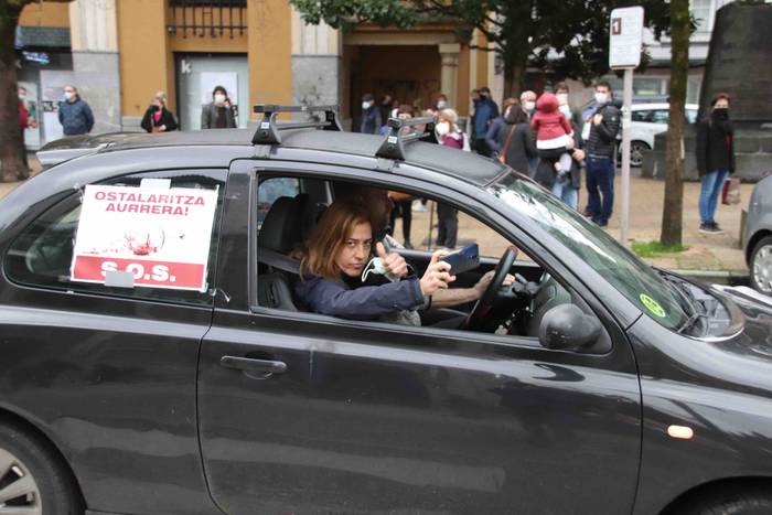 Ostalaritza Aurrera kotxe ka 17 1612011928972