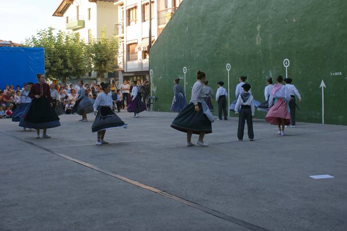 Amezketa san bartolome festa 29 1535466845276