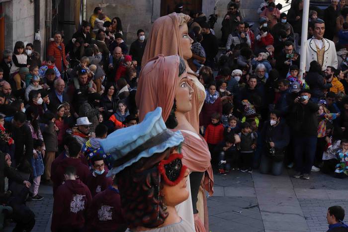 Erraldoi eta Buruhandiak Zal 33 1645883946659