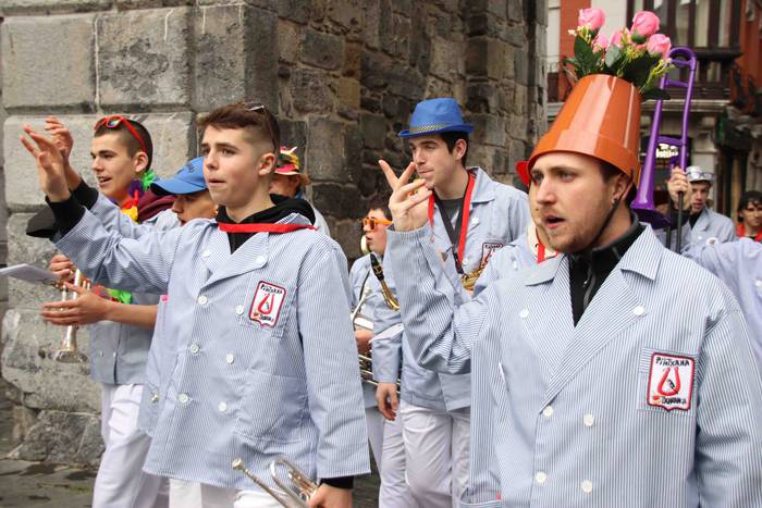 Itzuli dira plazara 7 1645726387857