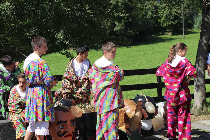 Txikiak buruhandiei ihesi ib 12 1566045827565