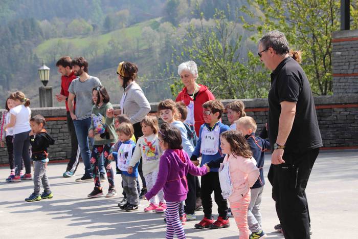 Korrikaren erritmora Alkizan 38 1555081402082