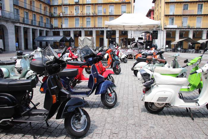 Vespa eta scooter topaketa,  11 1531665932732