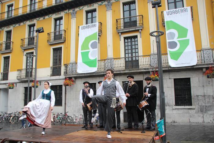 Udaberri Dantza Dezagun Tolo 3 1504962943561