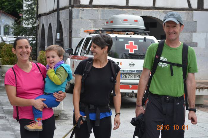 Elkartasuna, tontorretara 61 1475497175548