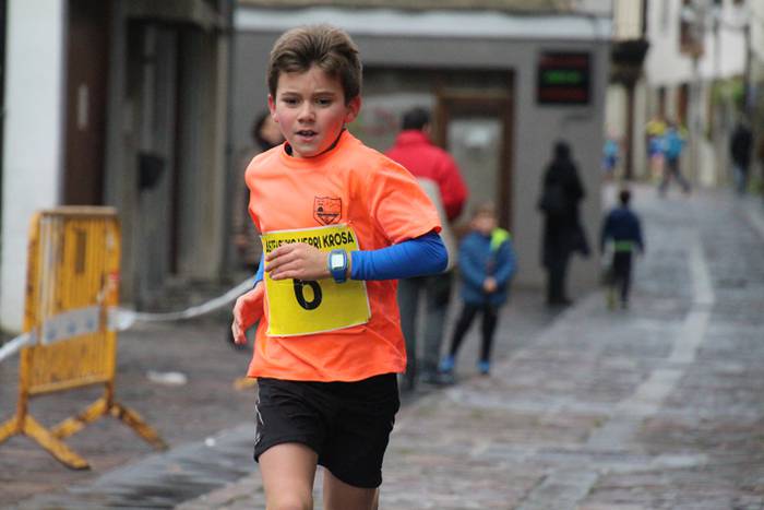 Hirugarrenez, elkartasuna El 32 1515334022406