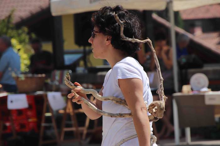 II. Natura, gizakia eta arte 43 1562418817315