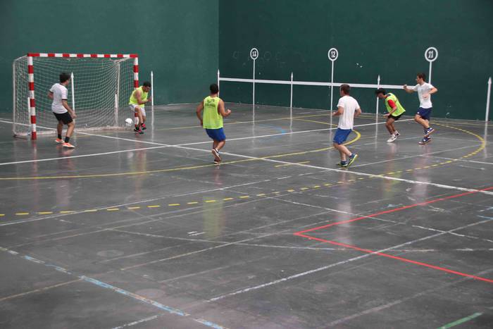 Jatorkin Areto Futbol Txapel 10 1657976142325