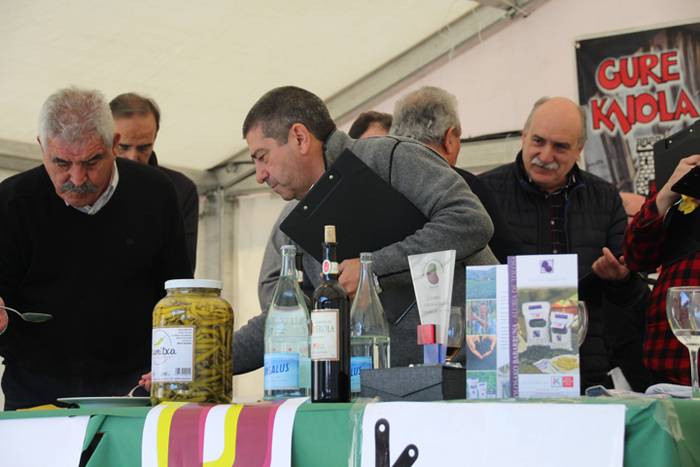 Babarrun platerkada onena, D 45 1511112958468