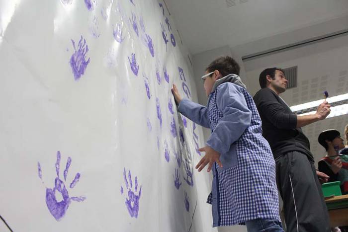 Azaroak 25 Ikaztegietako eskolan murala 12 1448454565356