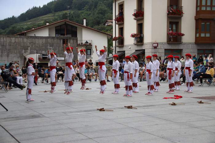 Berastegi san joan dantzak 2 12 1628618931733