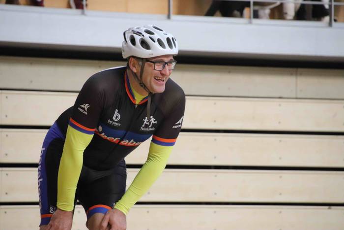 Gurpiltxoen gainean, abiadur 36 1577010571677