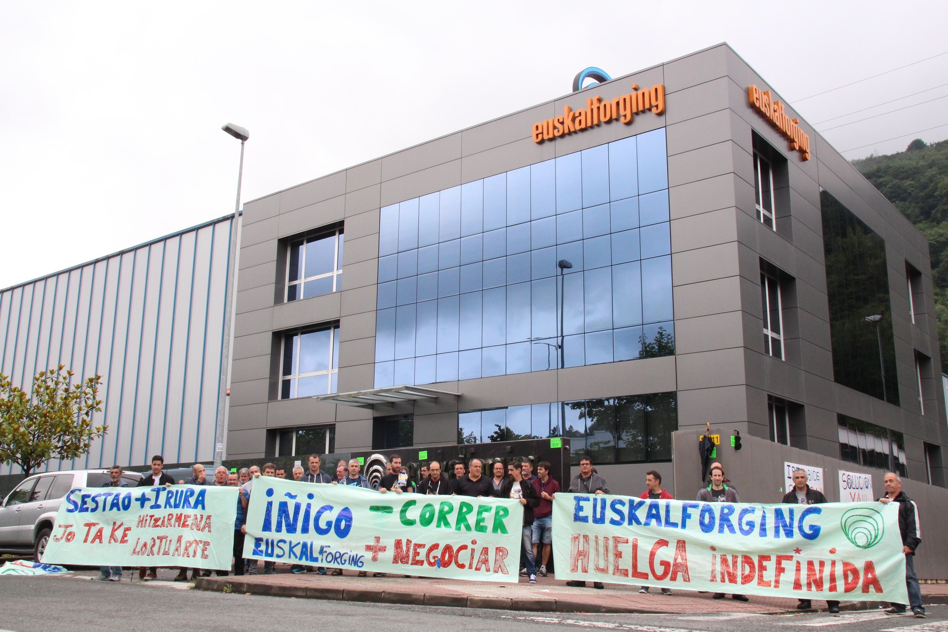 Euskal Forging-eko langileak greban dira duela astebetetik