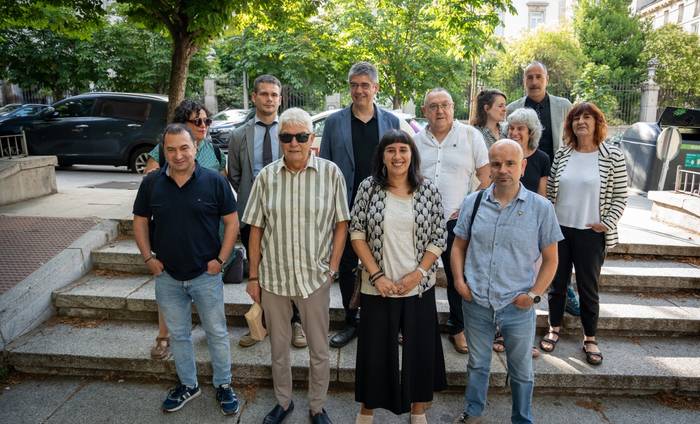 Ongietorrien auziko akusatuak ez dira espetxera joango