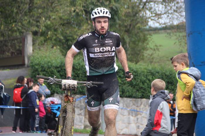 Jon Erguin eta Zuriñe Frutos 123 1508692494227