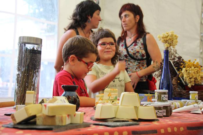 Hutsik egiten ez duen azoka berezia 52 1474813515851