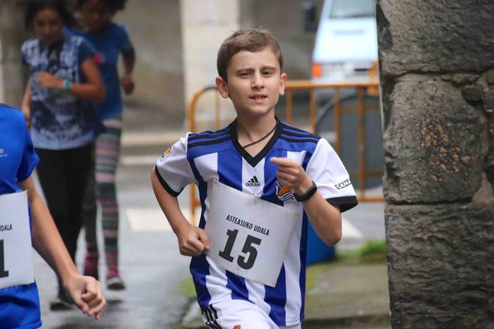 Asteasuko haurrek hasi dute  80 1530188983506