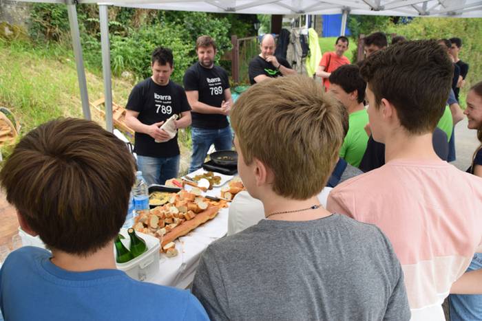 Ibarrako piperrak landatzen, 15 1527075690092