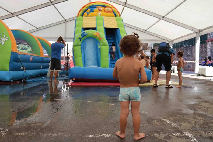 Saltoka eta jolasean pasatu  13 1660043071076