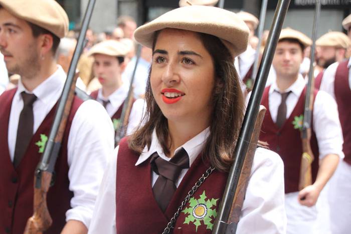 Santuek eta dantzariek poztu 142 1498312971452