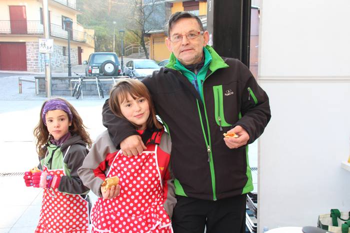 Lapikoak, plazaren ospela goxatzen 1 1480766013897