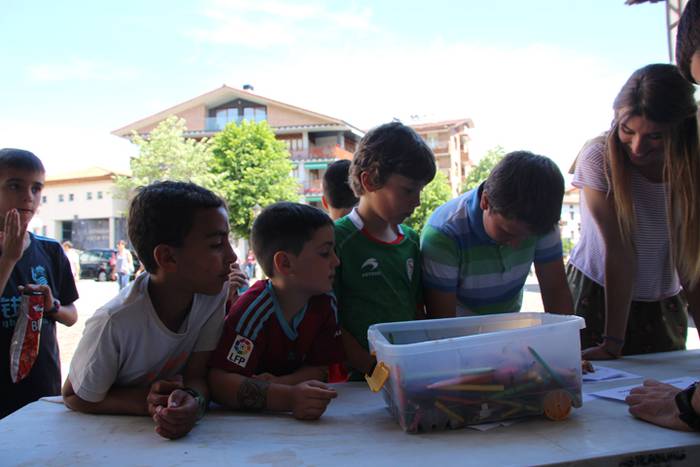 Muskerraren eguna Asteasun 16 1495373301123