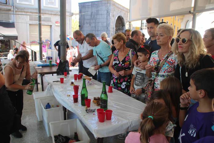 V. Elkartasun Estropada Tolo 109 1537018492593