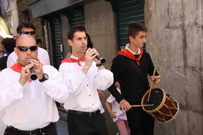 Erraldoiak eta buruhandiak T 63 1561218600091