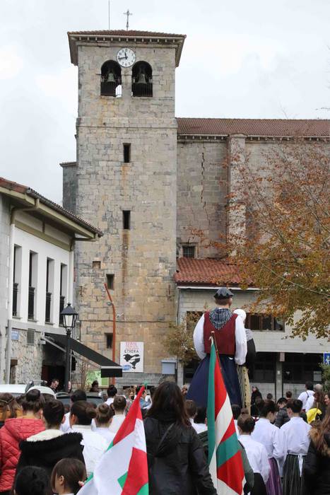 Dantzari Txiki Eguna Zizurki 50 1575117862970