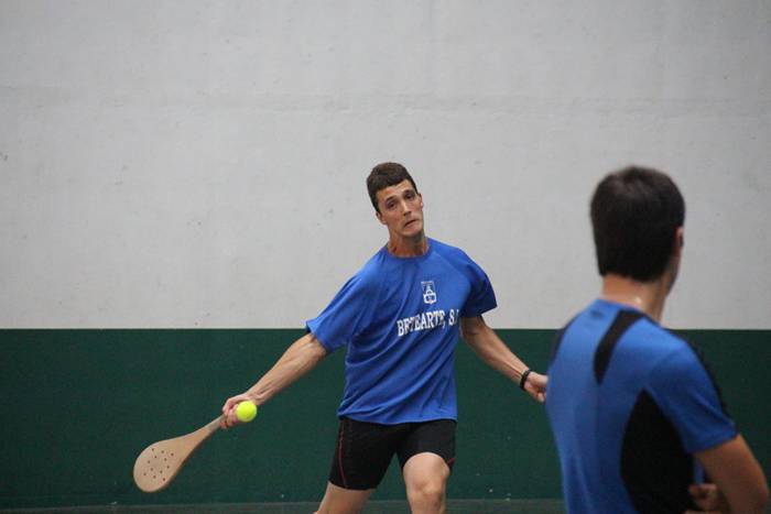 Ikuskizun handia ikusi da Bidaniako frontoian 5 1472230252627