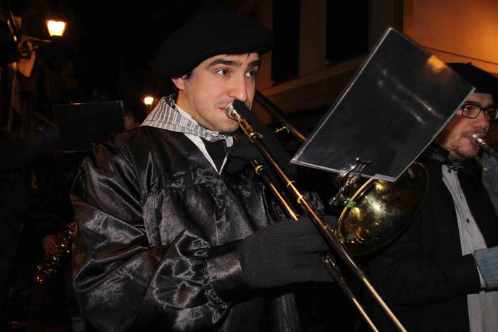 Errege magoen desfilea tolos 47 1546717648542