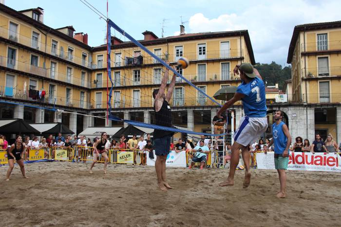 IX. Hondartzako Bolei Txapel 16 1536430517761