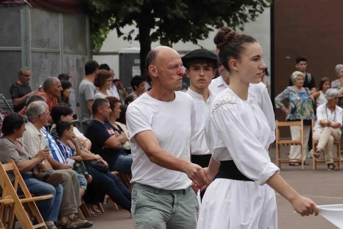 Soka dantza Santioak 2022 68 1658770635384