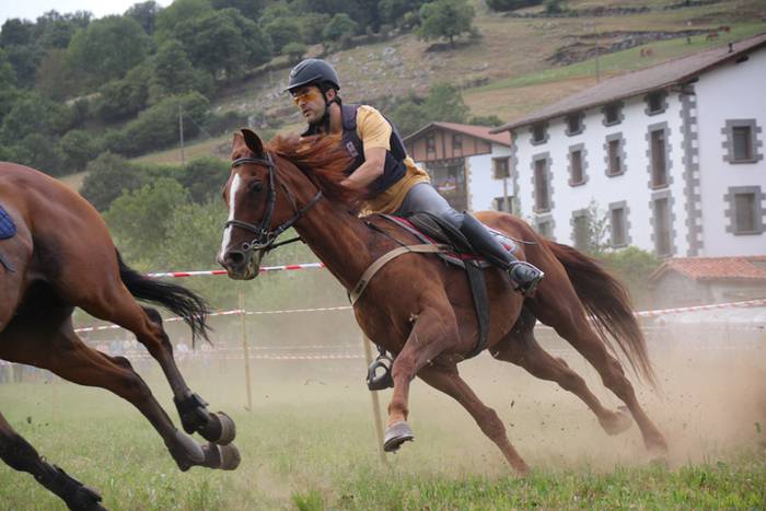 Zaldiak lasterka, gazteak desafioan 73 1472407035029