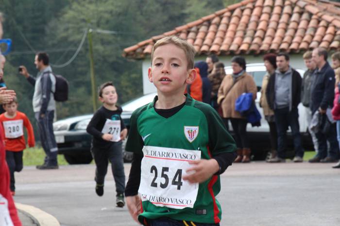 Estutu txikia arnasari  9 1478951342442