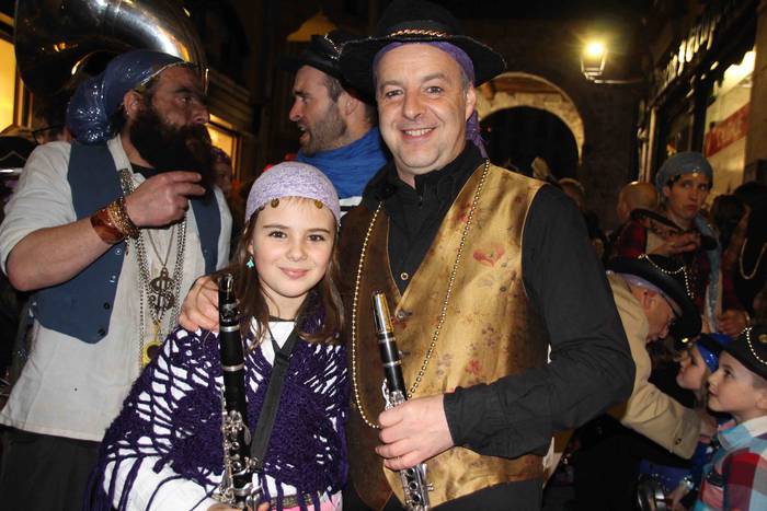 Hartzaren beldur, baina inau 63 1550950127907