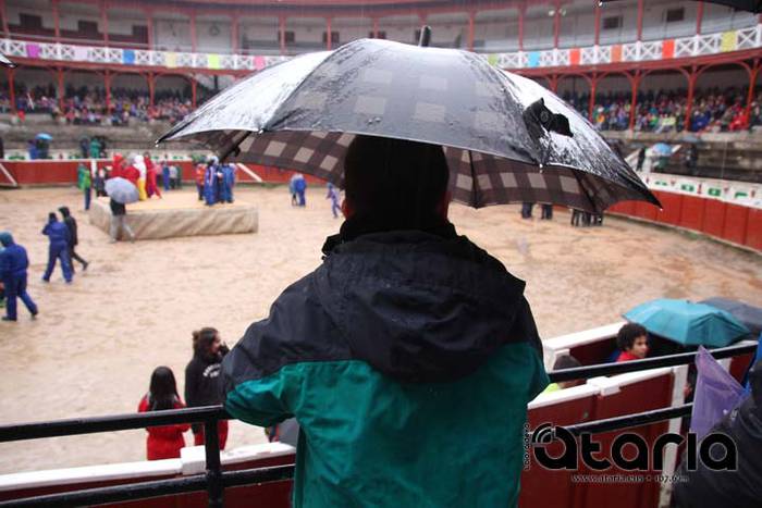 Eguraldi txarrak ez ditu ina 4 1518199094367