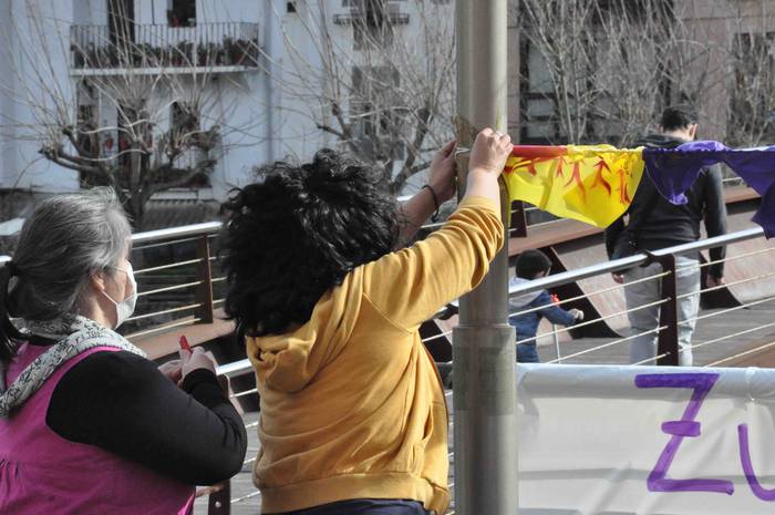 «Eta zu zer zara, zubi ala h 64 1613829790544