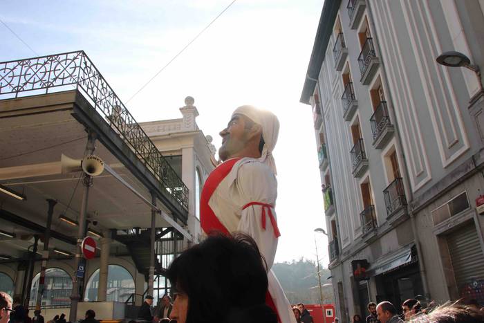 Erraldoi eta buruhandiak Zal 12 1582375941037