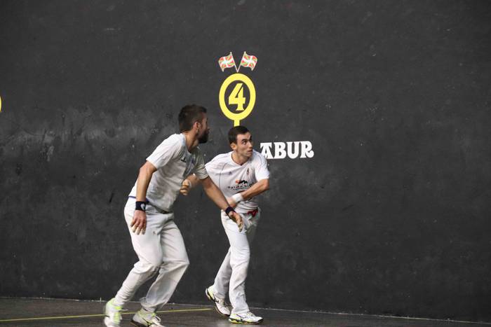 Zubizarretari jantzi dio txa 35 1568573503087