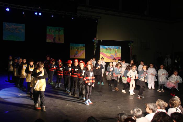 Ikastetxeetan ere inauteriek 45 1518097008622